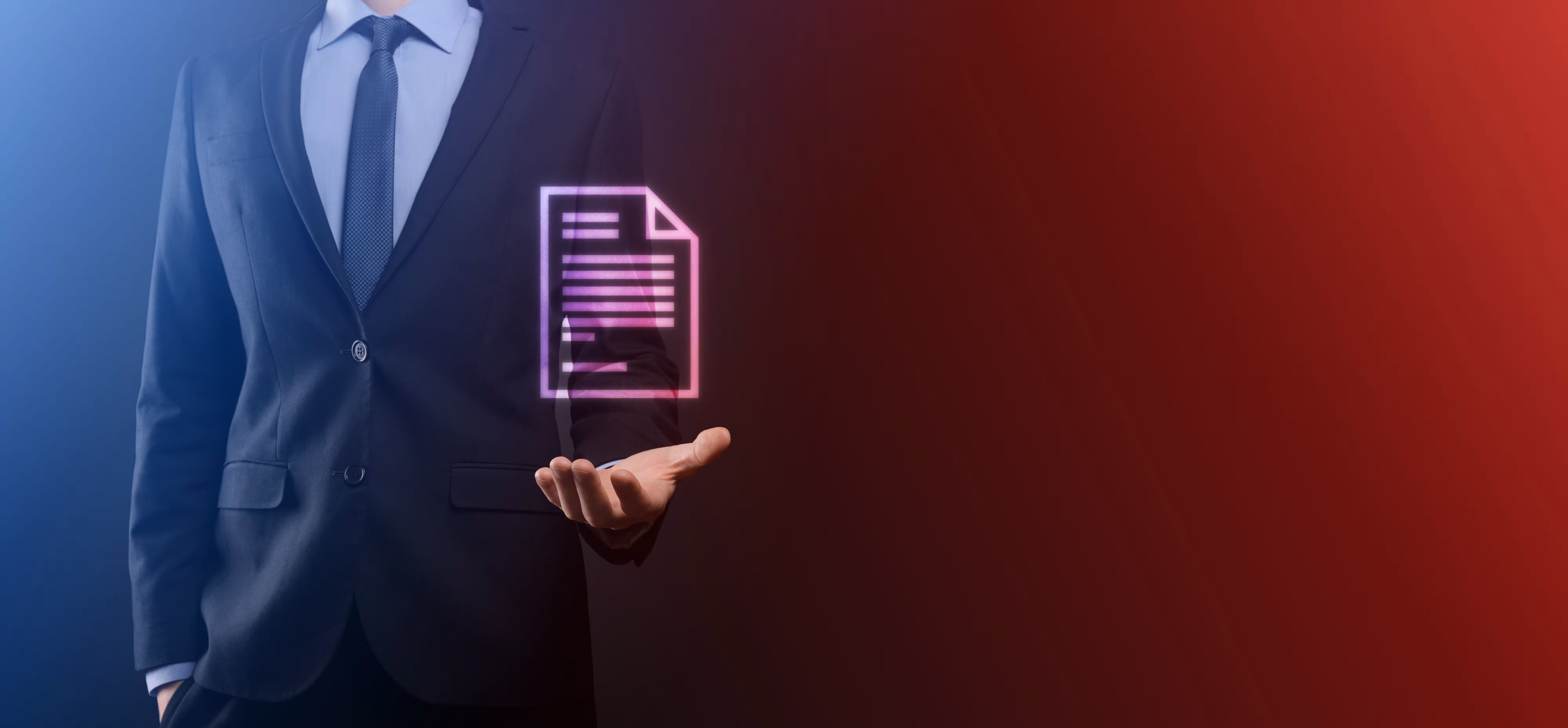 Profissional de negócios segurando ícone digital brilhante de documento contra fundo gradiente azul e vermelho